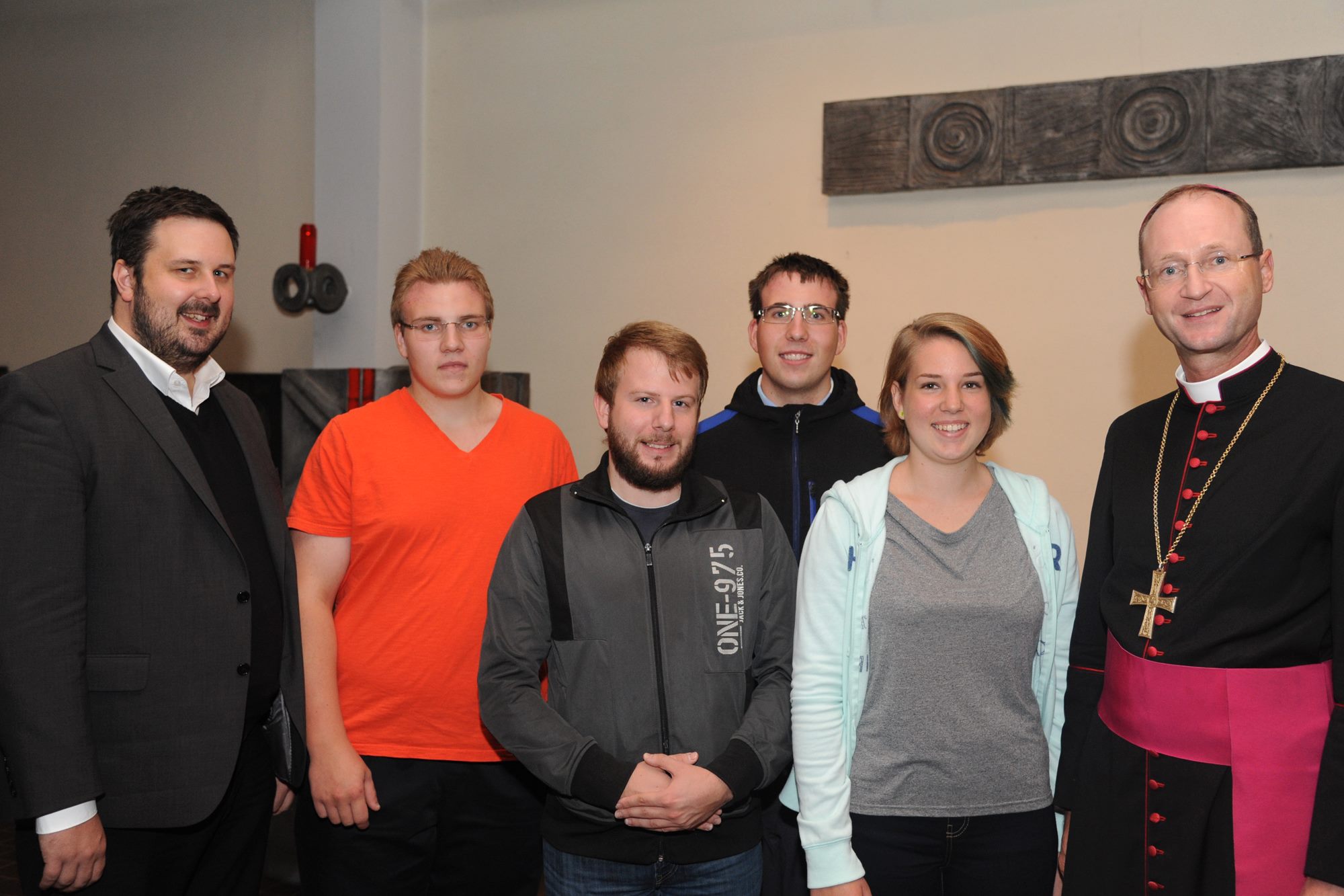 JugendBeimJugendbischof2015